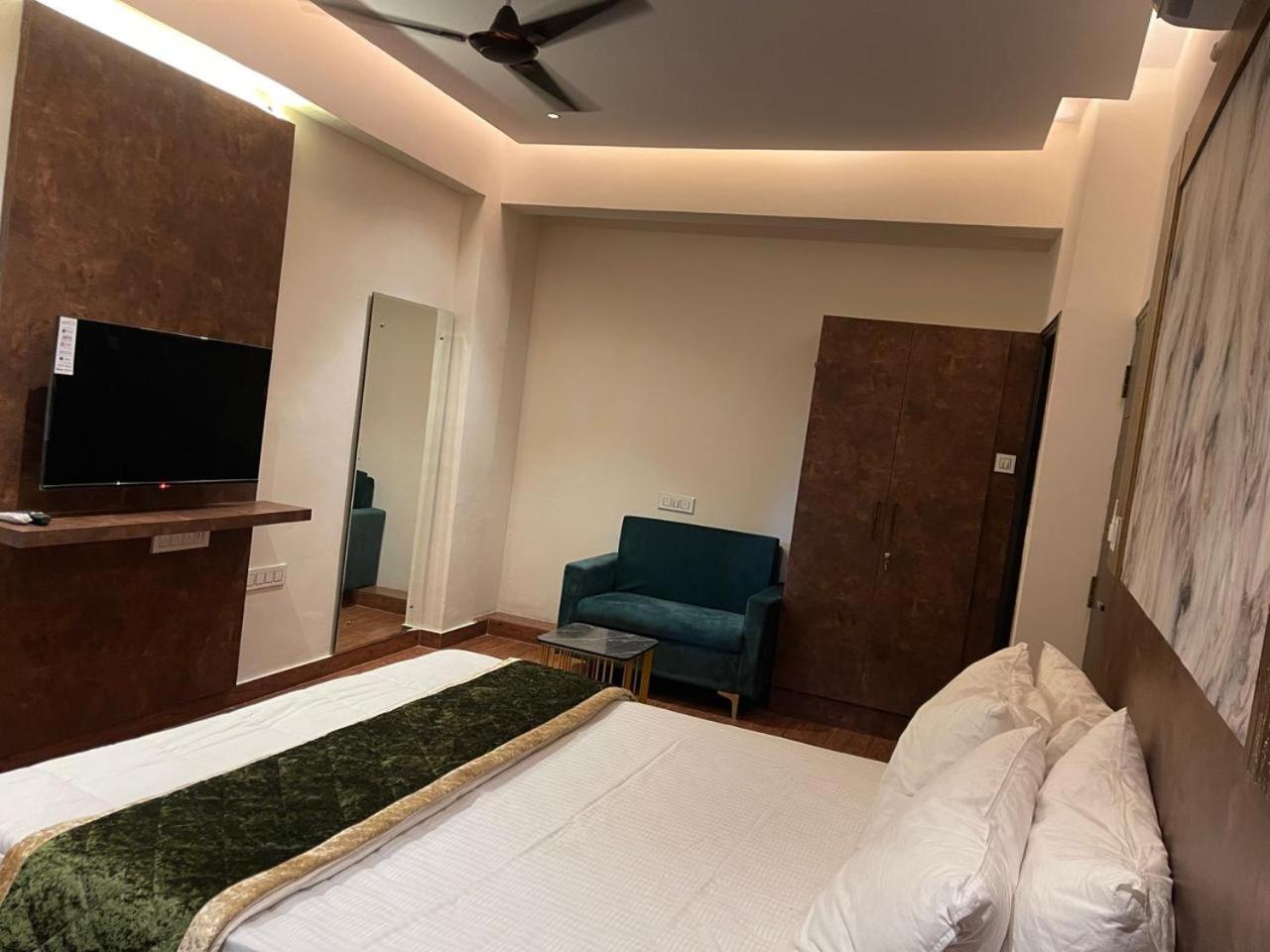 The Taaj Inn Bangalore Exteriör bild