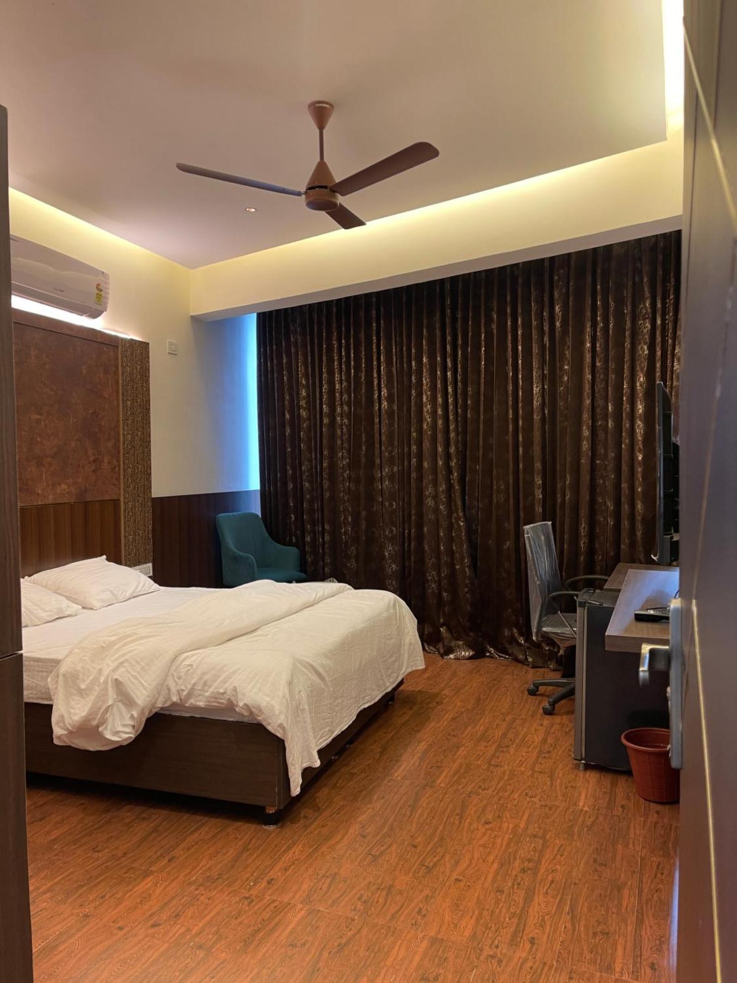 The Taaj Inn Bangalore Exteriör bild