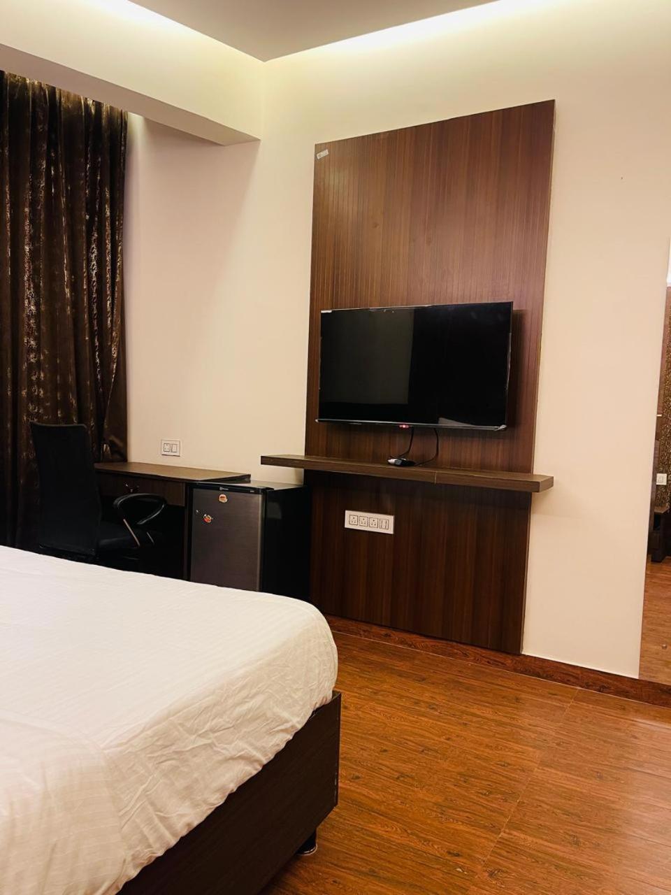 The Taaj Inn Bangalore Exteriör bild
